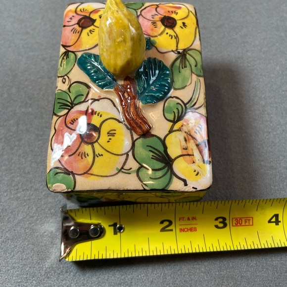 Glazed Ceramic Trinket or Jewelry Box Floral pattern
Made in Italy 3.5” x 2.5”‎ - Picture 9 of 10